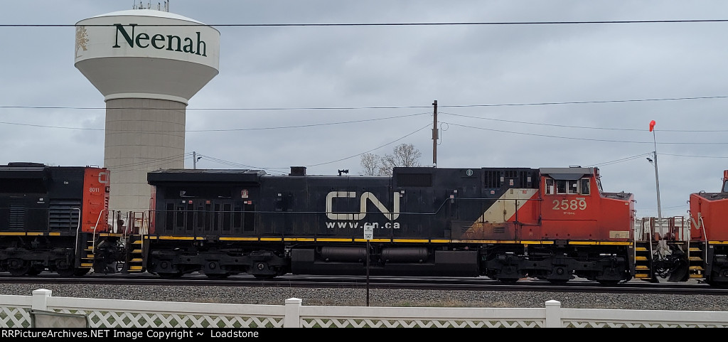 CN 2589